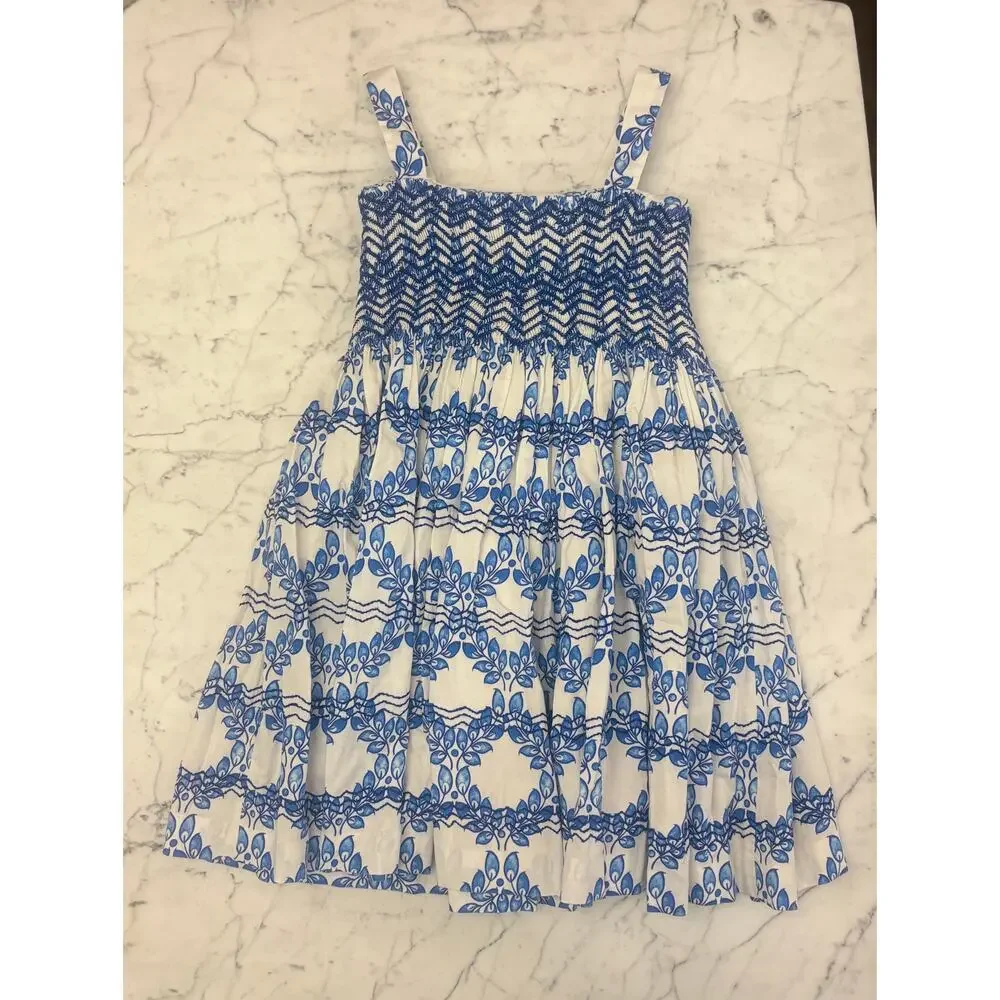 Oscar de la Renta worn by